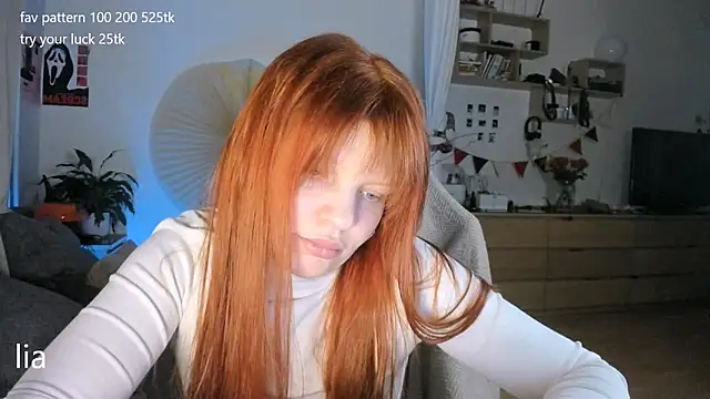 lil lia online show from April 24, 11:07 pm