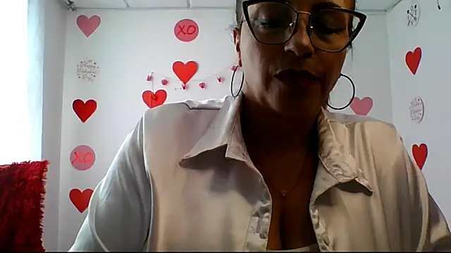 RossanaLionheart online show from September 24, 7:35 pm