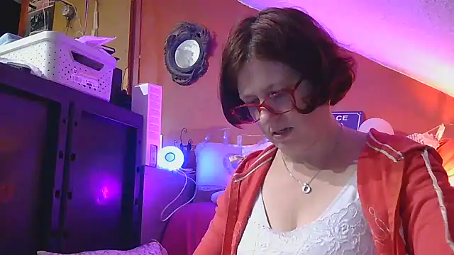 lanax online show from June 4, 12:09 pm