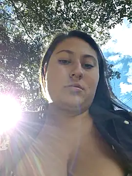 Snapshot of Celeem_ chatting on October 5, 8:47 pm Celeem online show from October 5, 8:47 pm