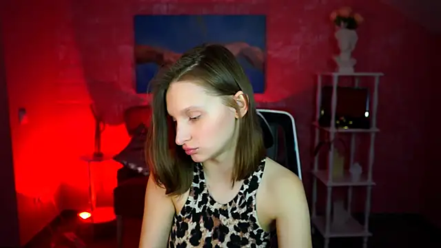 EllaHorton online show from April 2, 1:41 pm