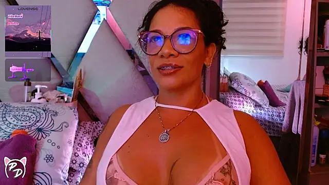 paula daniela1 online show from July 19, 10:23 pm