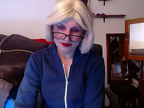 LorenJade online show from April 26, 9:51 am