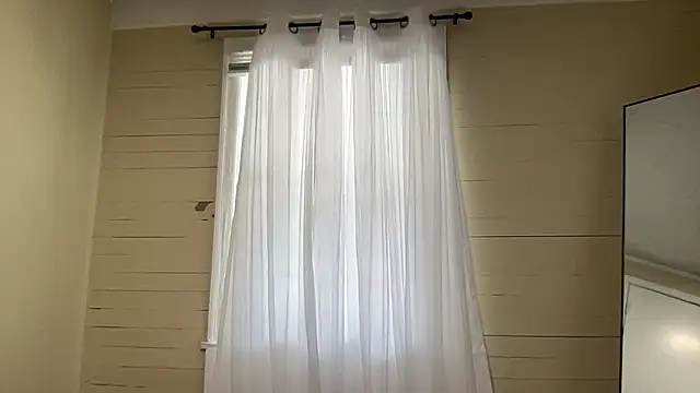 sexylilly69 online show from April 25, 7:22 pm