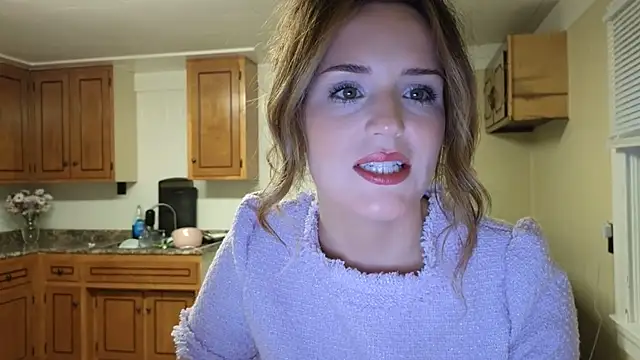 sexylilly69 online show from February 18, 11:37 pm