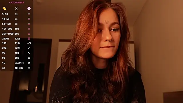 girl with snaketatto0 online show from April 2, 1:47 am