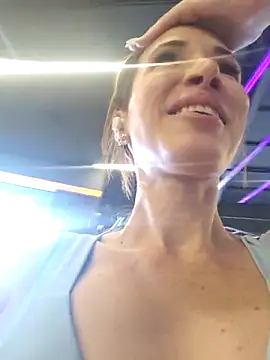 Irresistible24 online show from April 18, 4:53 pm