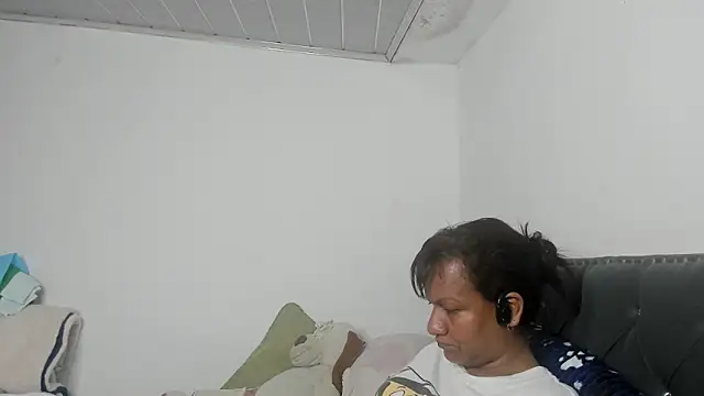 Snapshot of Laflaka22 chatting on September 13, 1:13 am Laflaka22 online show from September 13, 1:13 am