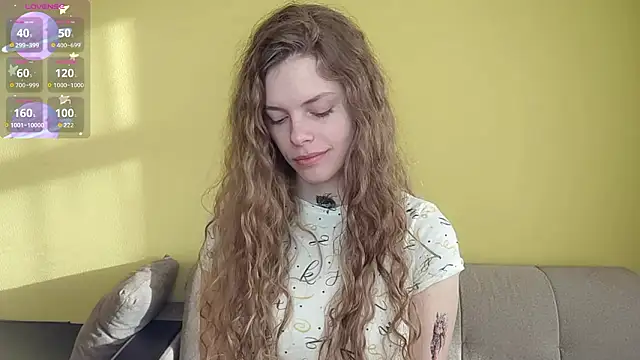 RayaNenlia online show from March 9, 5:21 am