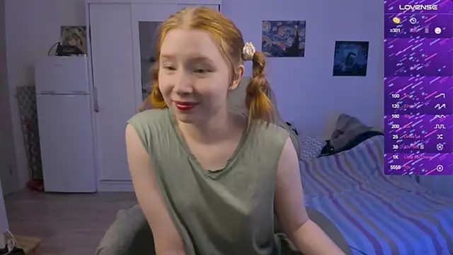 CallMeEffy1 online show from July 4, 2:35 pm