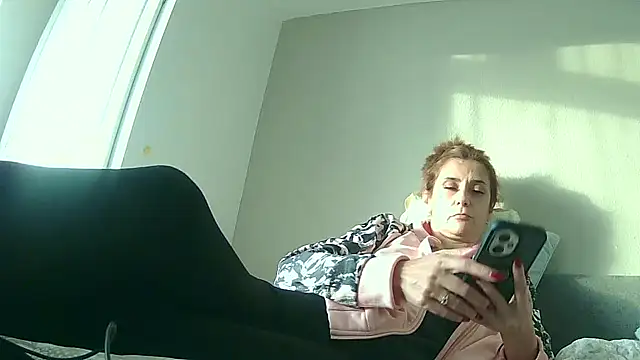 Snapshot of SexyGioconda chatting on October 5, 4:45 pm SexyGioconda online show from October 5, 4:45 pm