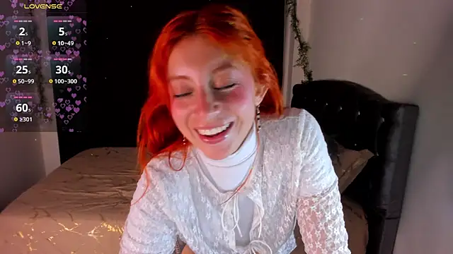 Violetaarey online show from April 23, 2:52 am