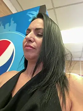 KimKelly13 online show from April 13, 3:13 pm