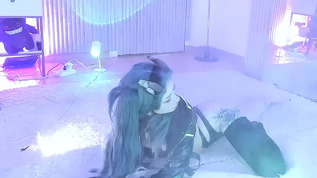 zephirahabney online show from October 19, 3:36 pm