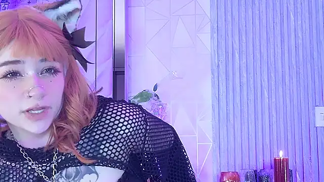 zephirahabney online show from November 28, 2:42 pm