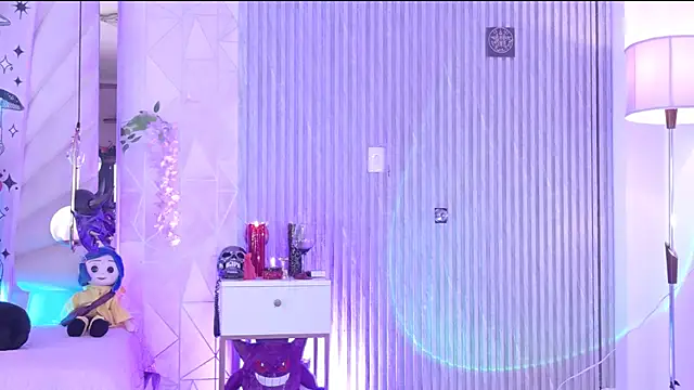 zephirahabney online show from November 9, 3:41 pm