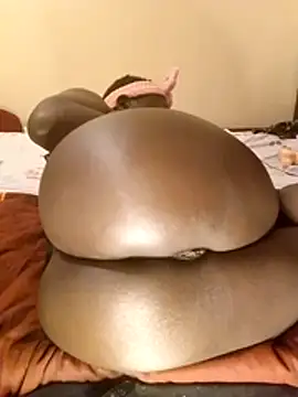 Misskhalifa  online show from April 25, 1:30 am