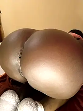 Misskhalifa  online show from March 16, 10:19 am