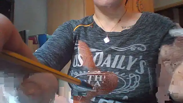 LadyMinnie online show from April 28, 8:51 am