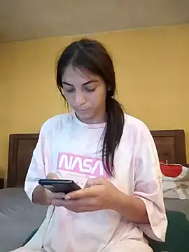 AntoniaHottie online show from July 4, 8:32 am