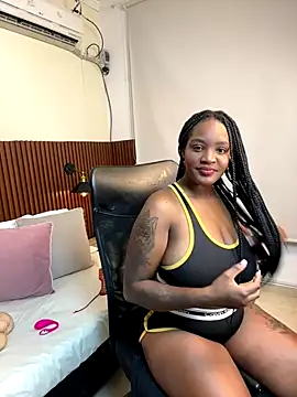 chanel brunette online show from October 7, 7:40 pm