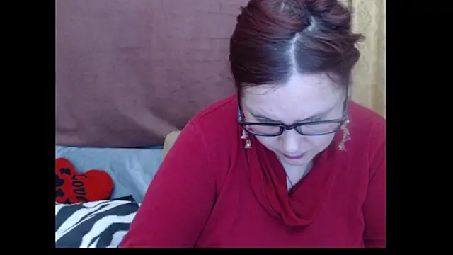 PlayfullMature online show from April 20, 11:52 pm