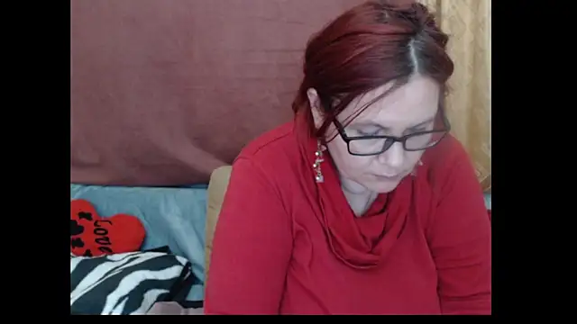 PlayfullMature online show from April 21, 3:24 am