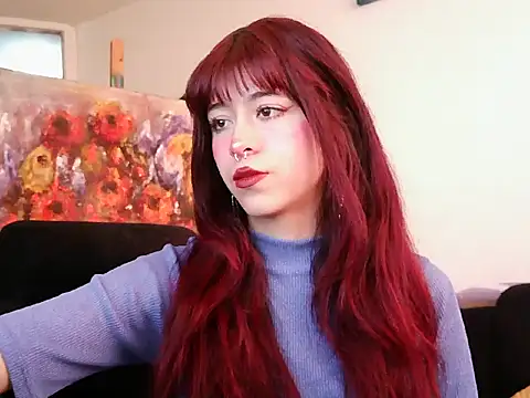 SuzzyyM online show from September 11, 8:09 pm