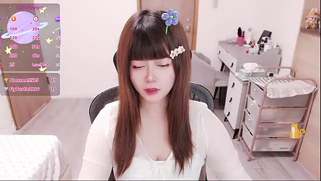 a0513 online show from April 22, 4:04 pm