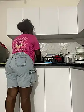 emilyrojas online show from April 21, 11:17 am