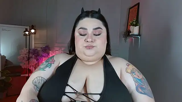 tiffany laurens online show from June 14, 3:19 am