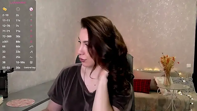 Naughty  Megan online show from April 29, 4:16 am