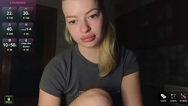 RinaBlondie online show from January 13, 6:19 am