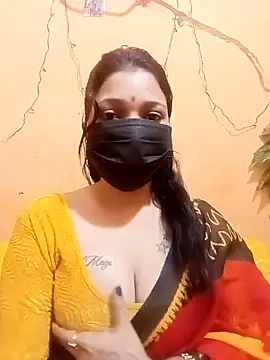 Snapshot of Beauty-khan chatting on October 21, 2:54 pm Beauty-khan online show from October 21, 2:54 pm