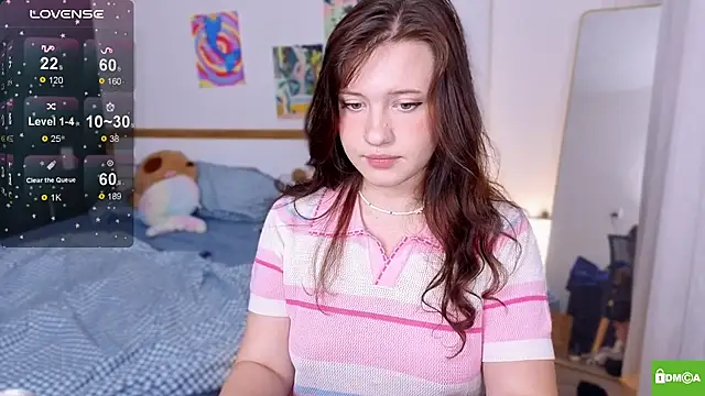 HanahW online show from October 22, 1:32 am