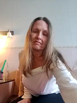 Evelina cute online show from April 25, 1:52 pm