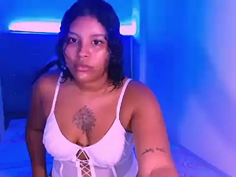 ladypussy69 online show from April 23, 6:21 pm