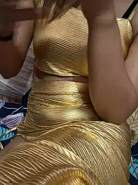 Alina Khann online show from March 7, 2:02 pm