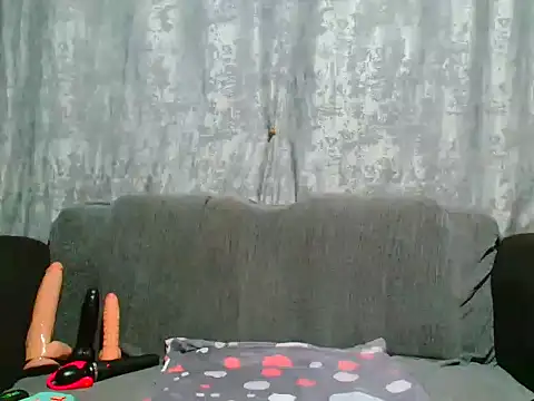 VANESAAMBER23 online show from February 19, 11:36 pm