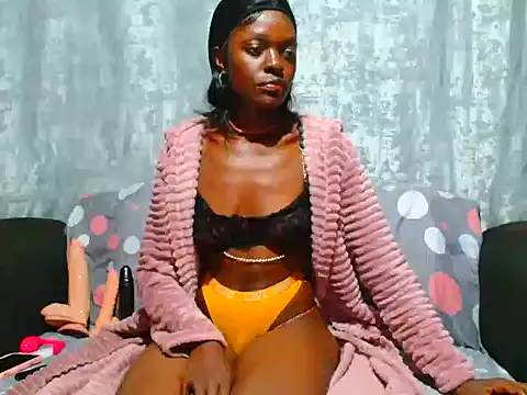 VANESAAMBER23 online show from April 25, 6:27 pm