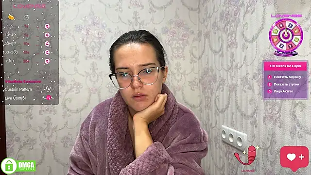 Snapshot of the_princese chatting on October 5, 10:20 am the princese online show from October 5, 10:20 am