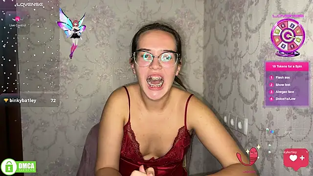 Snapshot of the_princese chatting on October 15, 7:27 pm the princese online show from October 15, 7:27 pm