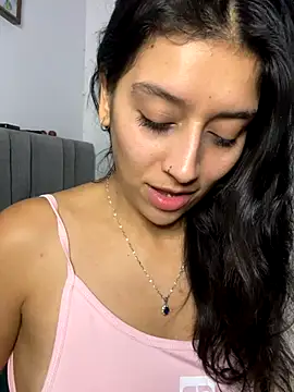 Snapshot of BrittanyDiaz chatting on October 6, 10:25 pm BrittanyDiaz online show from October 6, 10:25 pm