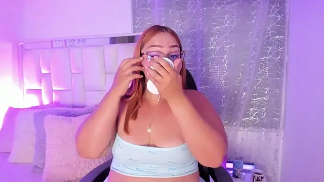 LeahxBarker online show from April 25, 2:03 am