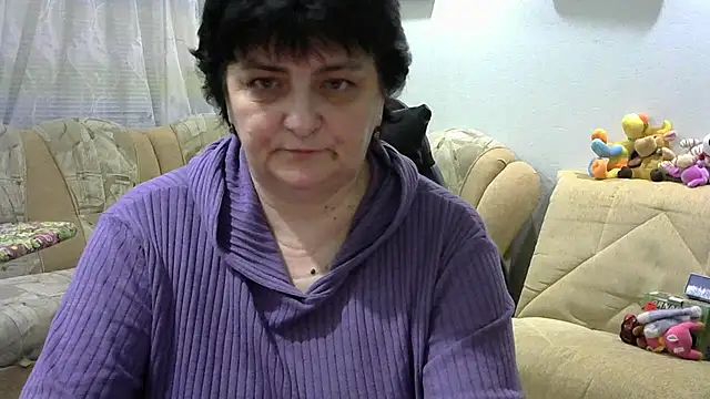 IsXLoves online show from February 17, 5:23 pm