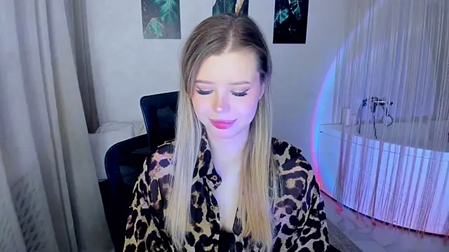 FollowLovee online show from March 7, 3:46 am