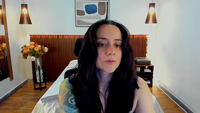 KatherineBond online show from June 22, 6:38 pm