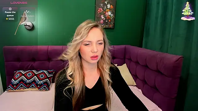 EvaMoran online show from July 29, 1:49 am