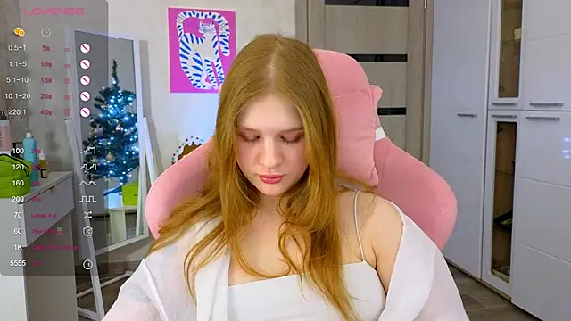 TrissMerigold9 online show from January 10, 9:08 pm