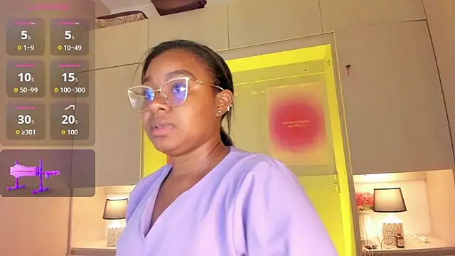 tamaraa smiith online show from April 22, 8:17 pm